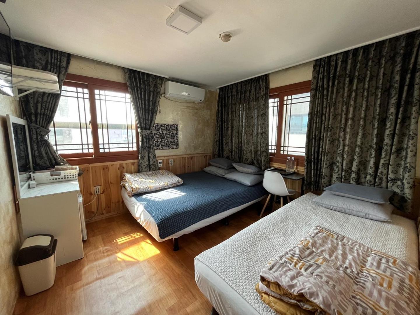 Gudeok Guesthouse Seogwipo Exterior photo