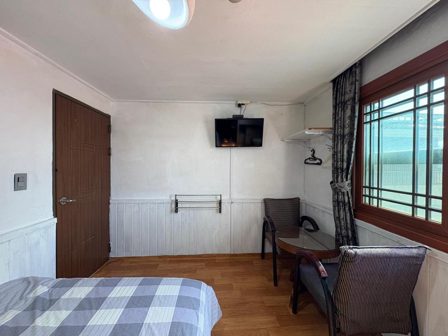 Gudeok Guesthouse Seogwipo Exterior photo